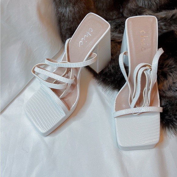 Davina Block Heel- own brand - Picture 4 of 5